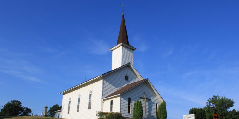 evangelical mainline church denominations Pew Research involvement