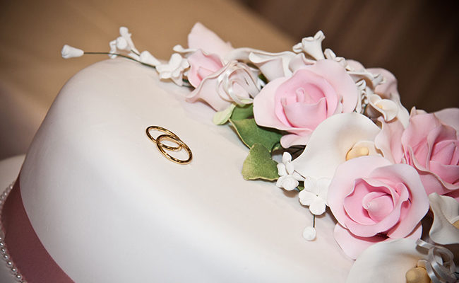 wedding cake same-sex wedding religious objections baker