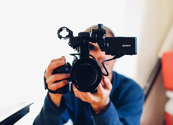 4 Critical Pointers for Preaching to a Camera in an Empty Room