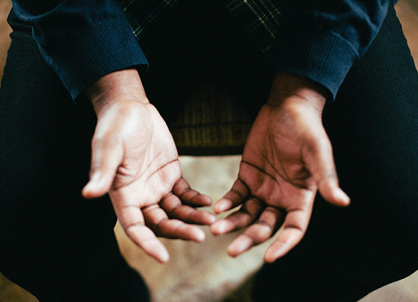 5 Steps to Encourage Someone Who’s Suffering